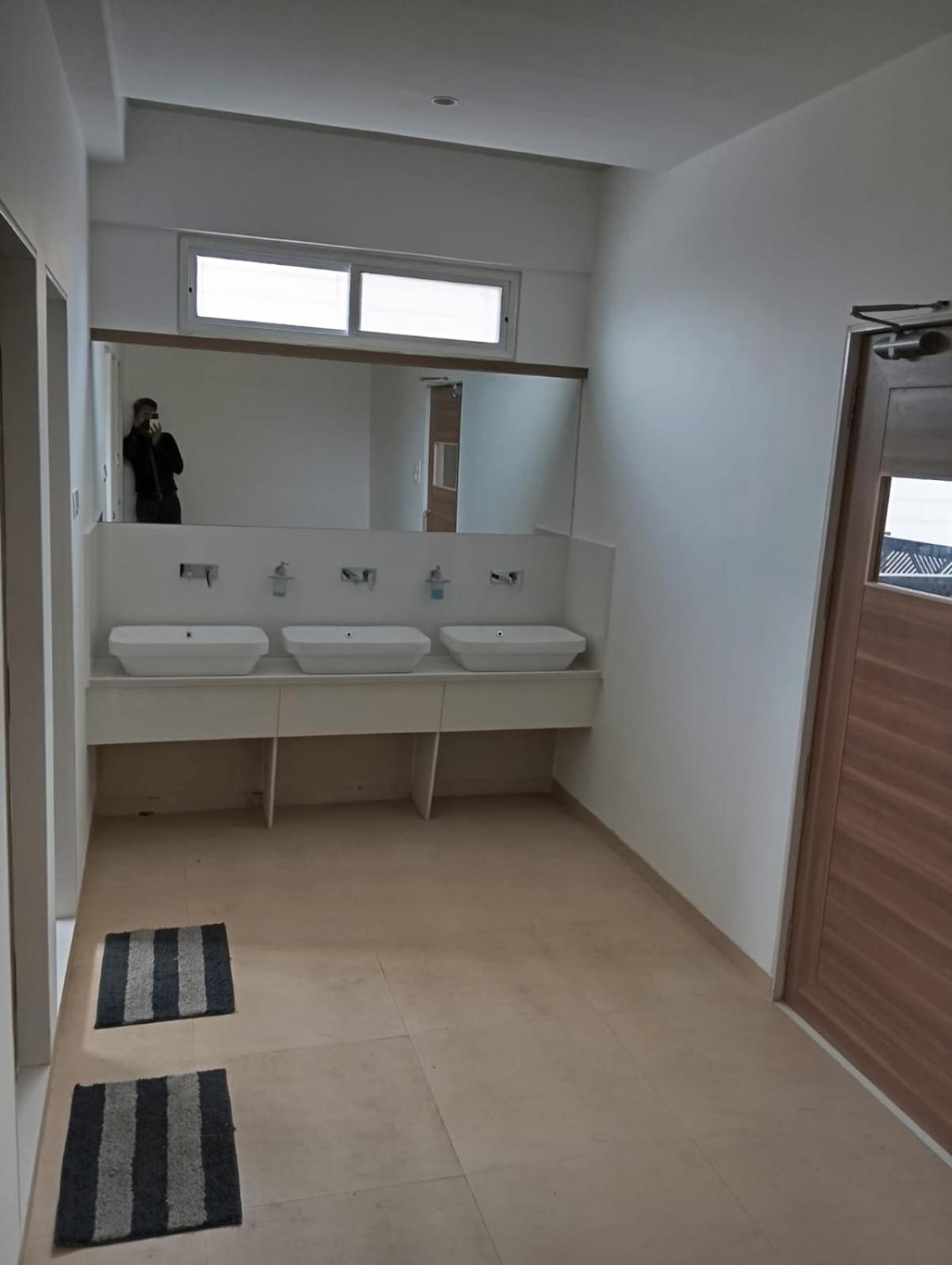 Hotel Veesons Executive Solapur Eksteriør billede